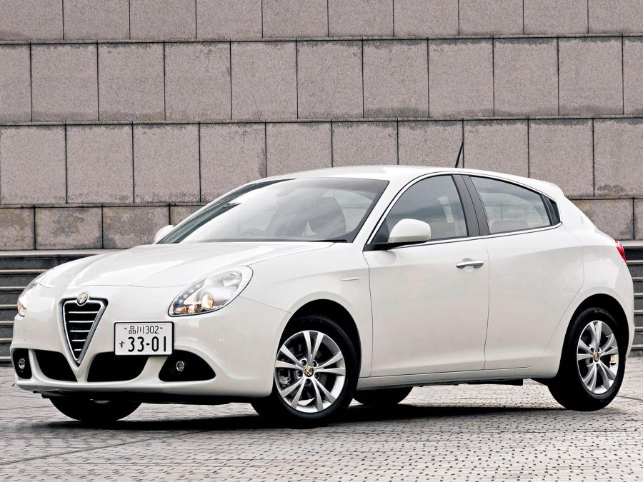  Alfa Romeo Giulietta 2012 года  (JP) (фото 1 из 2)
